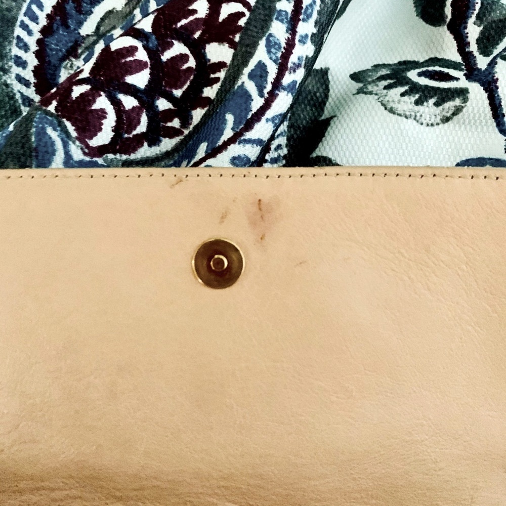EUC- Marc Jacobs Quilted Bag - Picture 8 of 8